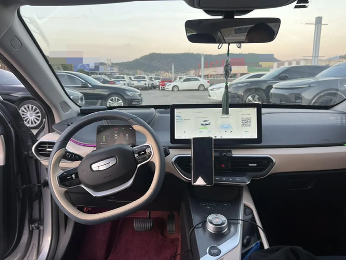 2022 Roewe Whale 2.0T 231HP L4 8AT,autocango,china used car exporter,china ev exporter,chinese used car exporter,chinese used ev exporter