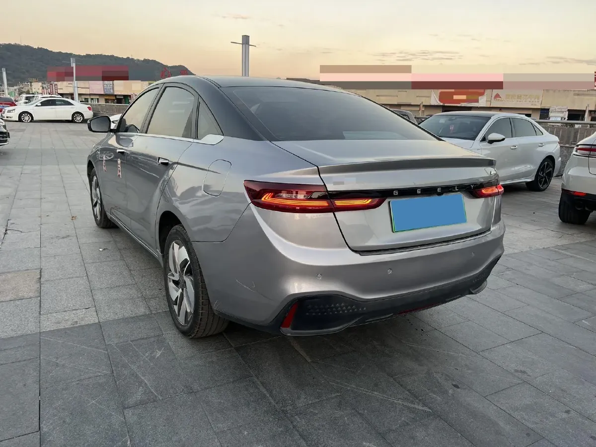 2022 Roewe Whale 2.0T 231HP L4 8AT,autocango,china used car exporter,china ev exporter,chinese used car exporter,chinese used ev exporter
