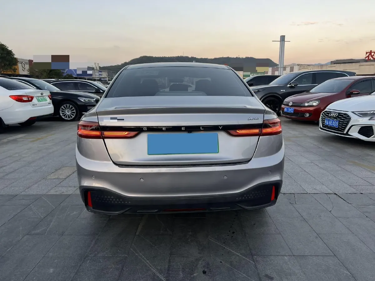 2022 Roewe Whale 2.0T 231HP L4 8AT,autocango,china used car exporter,china ev exporter,chinese used car exporter,chinese used ev exporter
