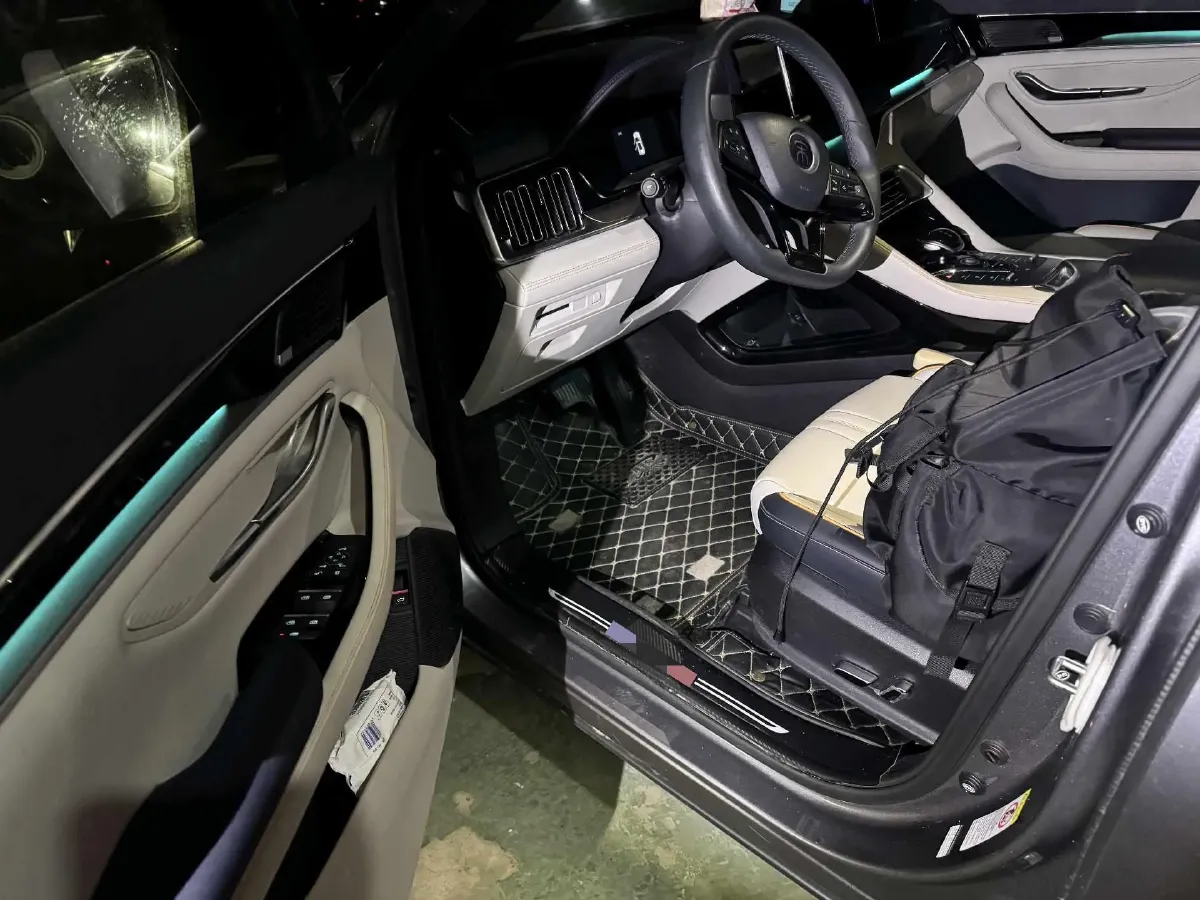 2021 Geely JiaJi 1.5T 177HP L3 7DCT PHEV 11.3KWH,autocango,china used car exporter,china ev exporter,chinese used car exporter,chinese used ev exporter