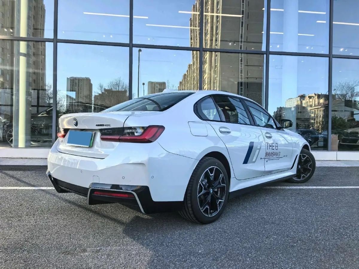 2025 BMW i3 BEV 79.05KWH,autocango,china used car exporter,china ev exporter,chinese used car exporter,chinese used ev exporter