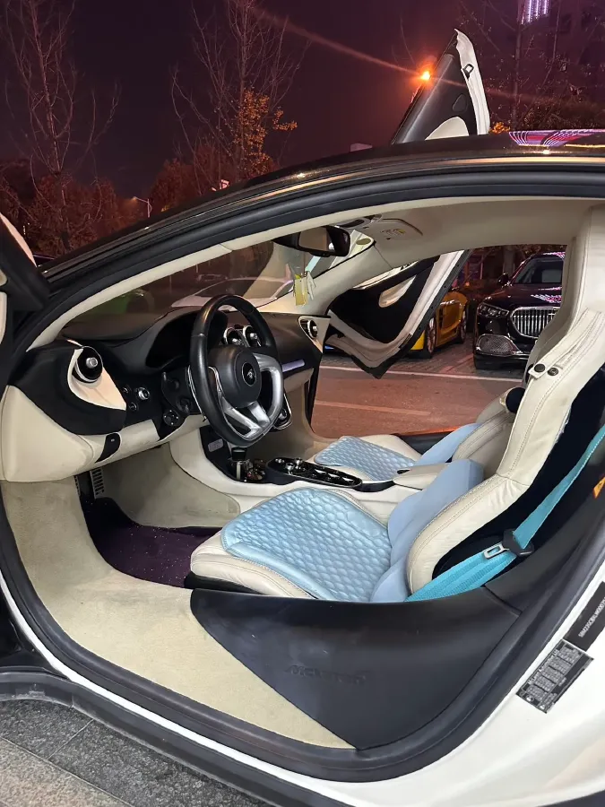 2019 Lorinser MAYBACH S Class 3.0T 367HP V6 9AT,autocango,china used car exporter,china ev exporter,chinese used car exporter,chinese used ev exporter
