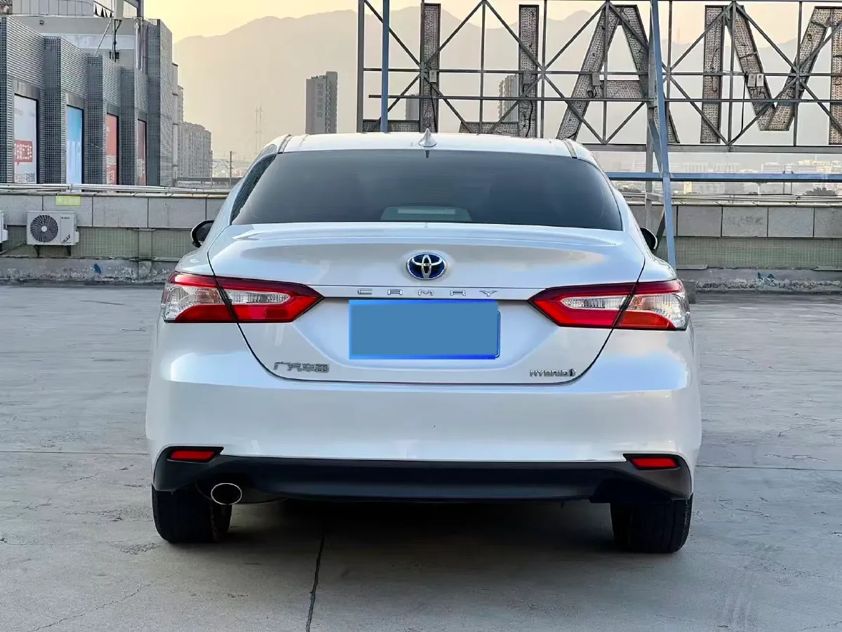 2023 Toyota Camry 2.5L 178HP L4 E-CVT Hybrid,autocango,china used car exporter,china ev exporter,chinese used car exporter,chinese used ev exporter