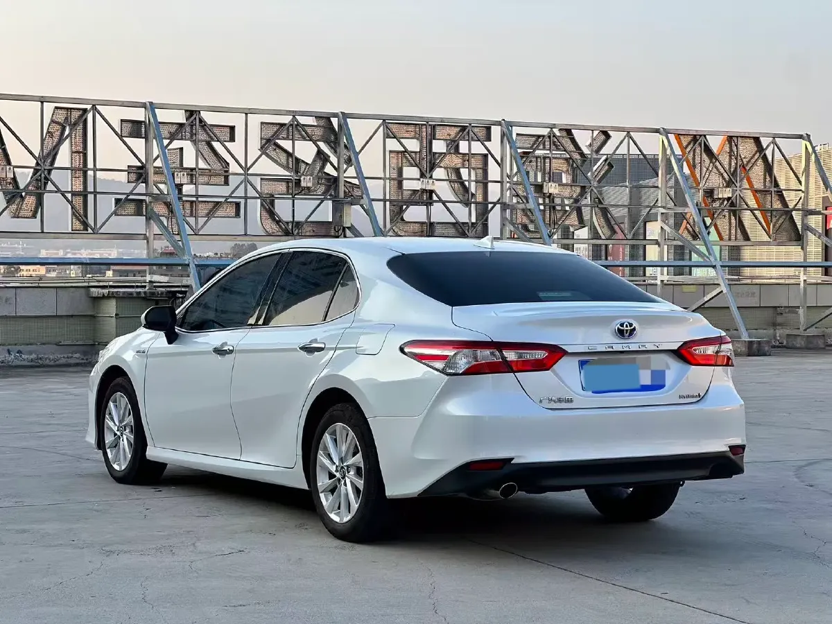 2023 Toyota Camry 2.5L 178HP L4 E-CVT Hybrid,autocango,china used car exporter,china ev exporter,chinese used car exporter,chinese used ev exporter