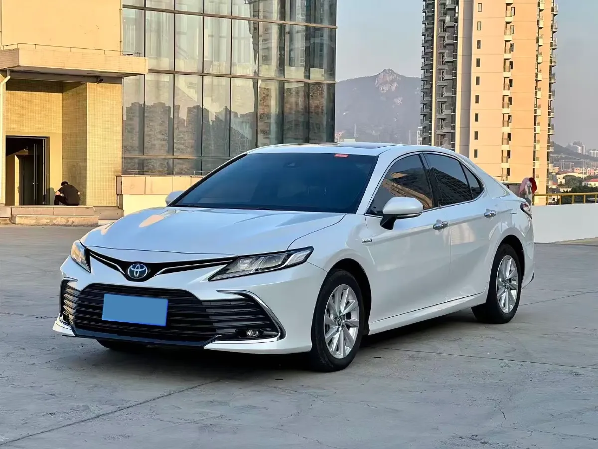 2023 Toyota Camry 2.5L 178HP L4 E-CVT Hybrid,autocango,china used car exporter,china ev exporter,chinese used car exporter,chinese used ev exporter