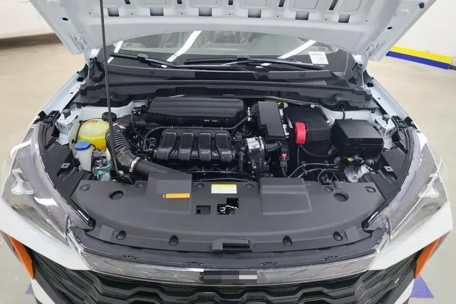 2024 DongFeng Aeolus YiXuan GS 1.5L 125HP L4 6DCT,autocango,china used car exporter,china ev exporter,chinese used car exporter,chinese used ev exporter