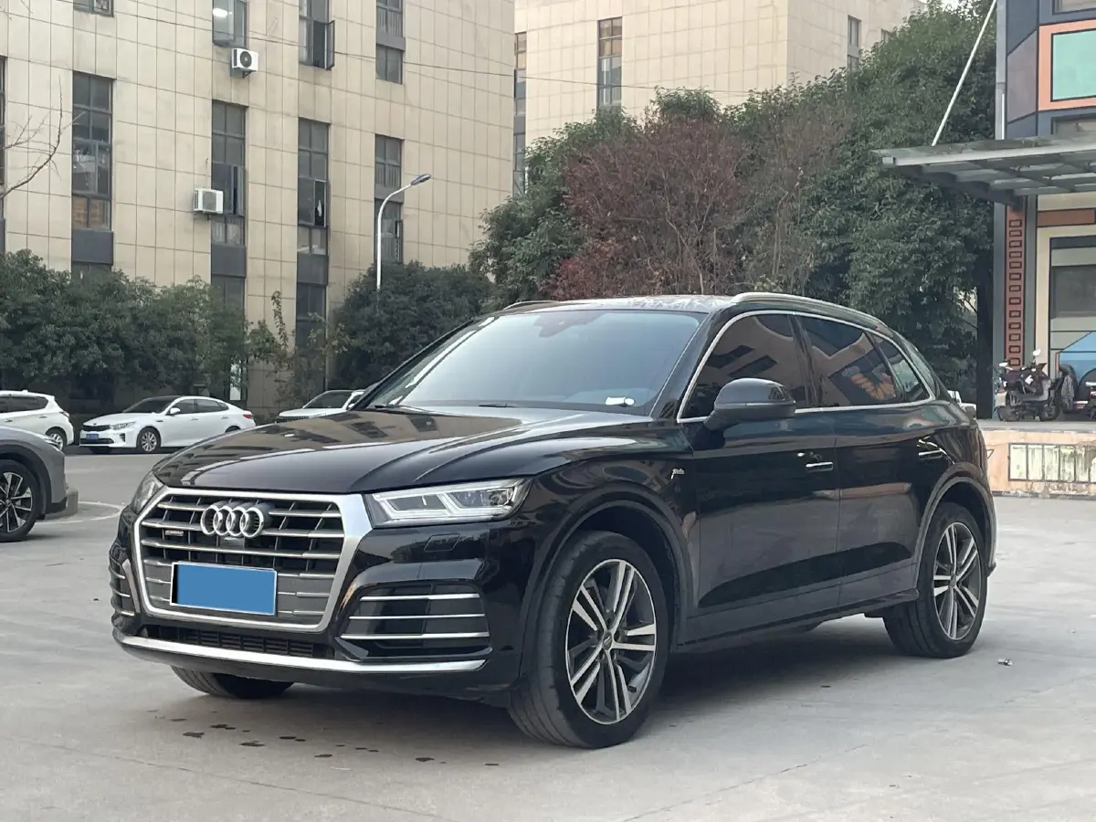2020 Audi Q5L 2.0T 190HP L4 7DCT