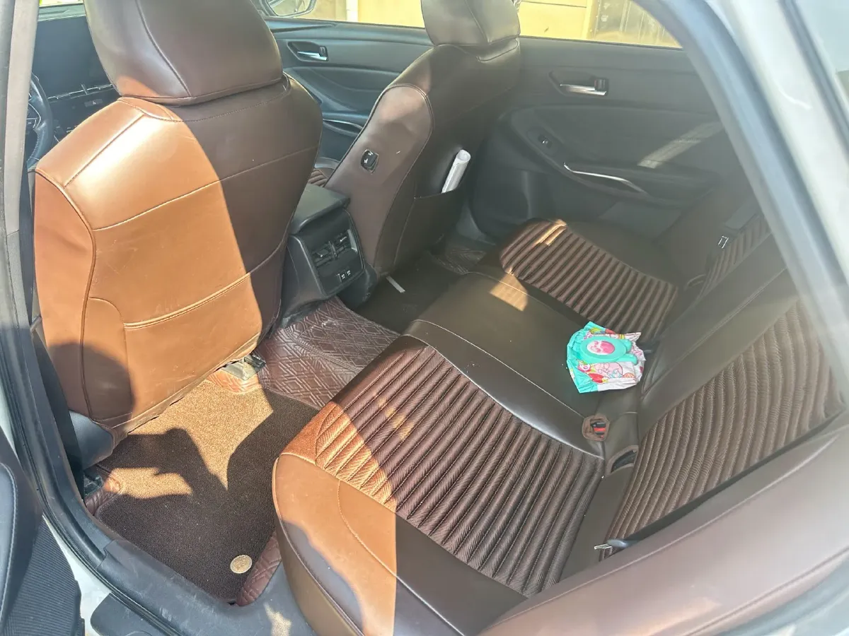 2021 Toyota Avalon 2.5L 209HP L4 8AT,autocango,china used car exporter,china ev exporter,chinese used car exporter,chinese used ev exporter