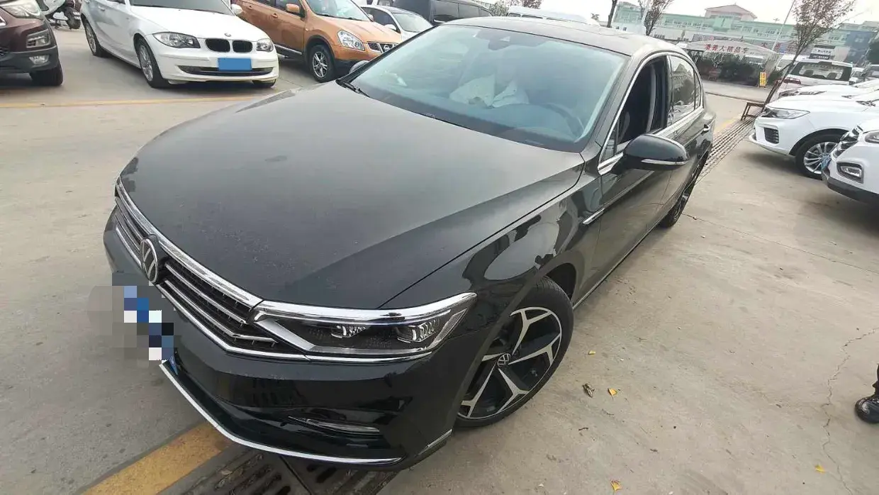 2023 Volkswagen Magotan 2.0T 220HP L4 7DCT 2023 Volkswagen Magotan 2.0T 220HP L4 7DCT