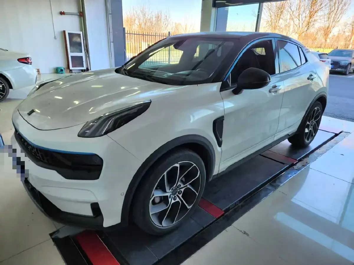 2020 LYNK&CO 05 2.0T 254HP L4 8AT