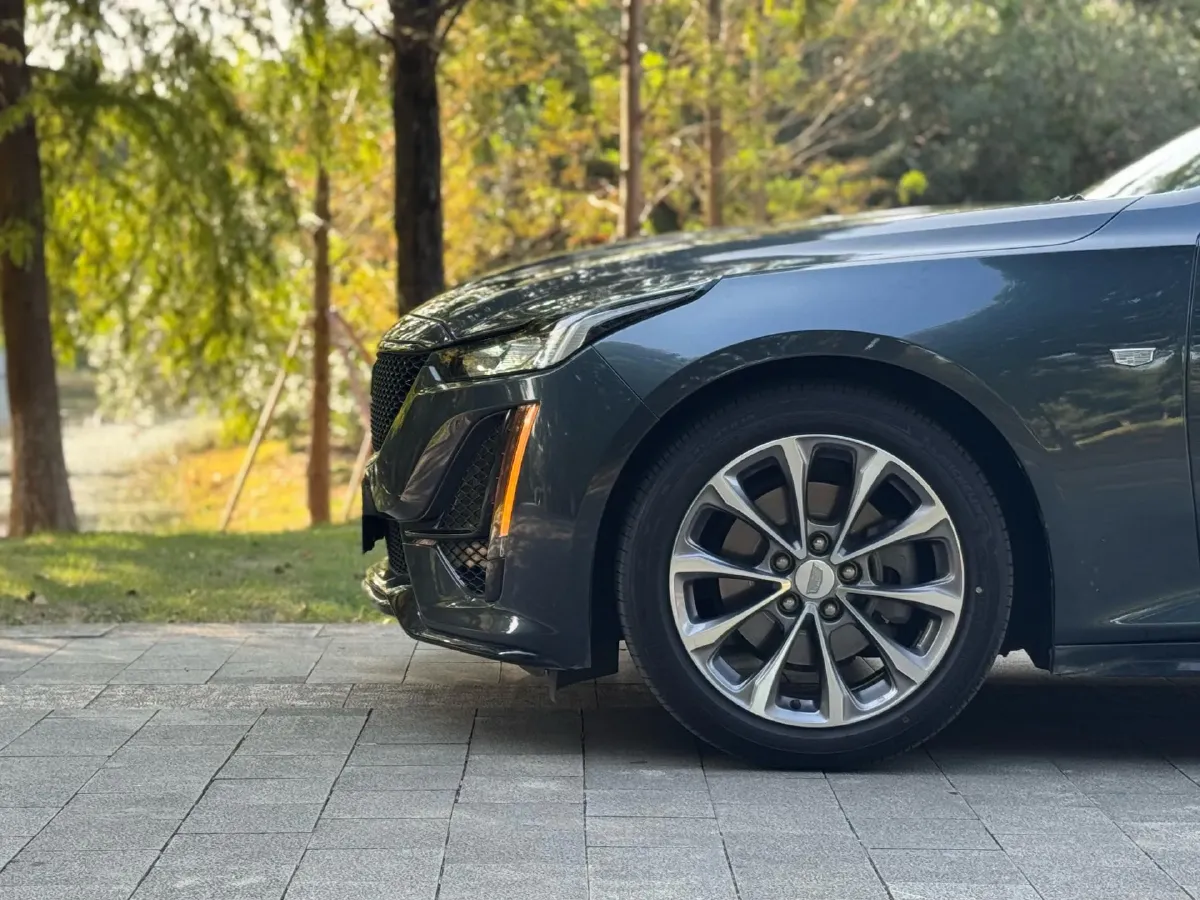2020 Cadillac CT5 2.0T 237HP L4 10AT,autocango,china used car exporter,china ev exporter,chinese used car exporter,chinese used ev exporter