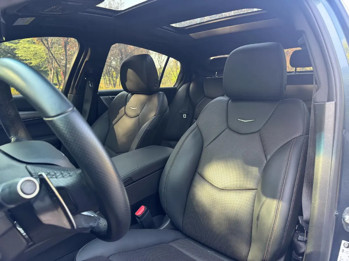 2020 Cadillac CT5 2.0T 237HP L4 10AT,autocango,china used car exporter,china ev exporter,chinese used car exporter,chinese used ev exporter