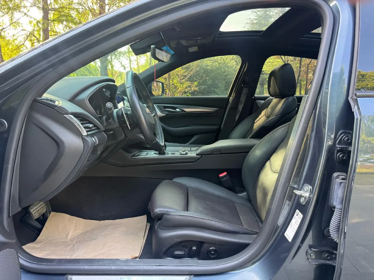 2020 Cadillac CT5 2.0T 237HP L4 10AT,autocango,china used car exporter,china ev exporter,chinese used car exporter,chinese used ev exporter