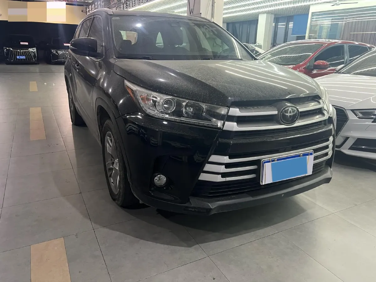 2021 Toyota Highlander 2.0T 220HP L4 6AT,autocango,china used car exporter,china ev exporter,chinese used car exporter,chinese used ev exporter