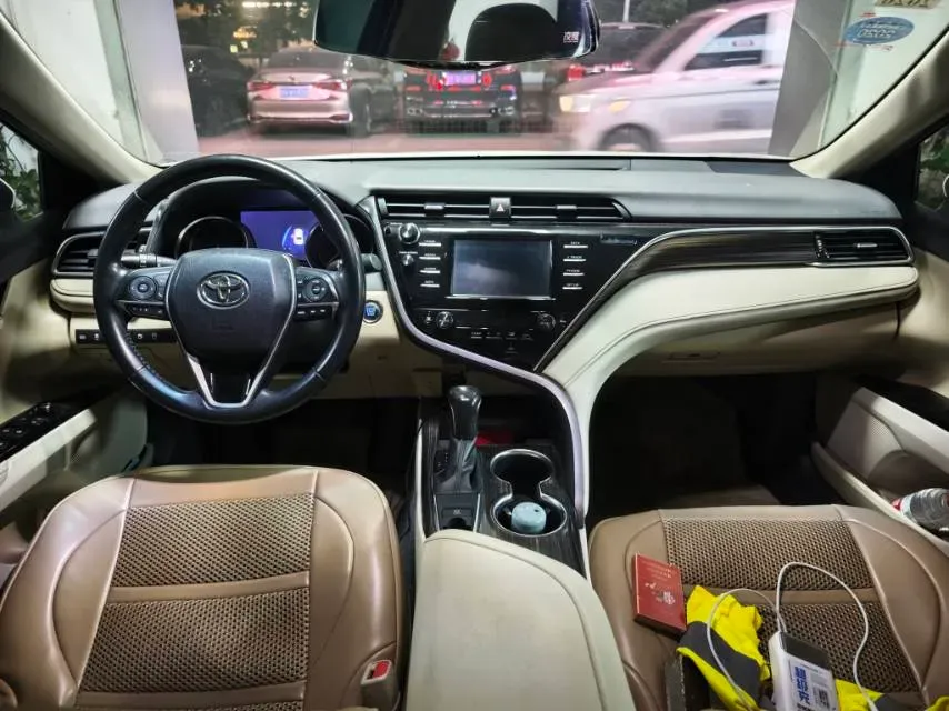 2018 Toyota Camry 2.0L 169HP L4 6AT,autocango,china used car exporter,china ev exporter,chinese used car exporter,chinese used ev exporter