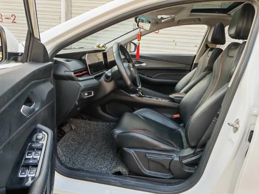 2022 Geely Binray 1.5T 181HP L4 7DCT,autocango,china used car exporter,china ev exporter,chinese used car exporter,chinese used ev exporter