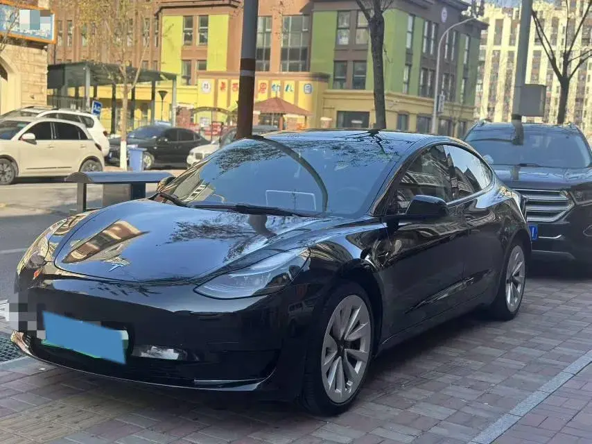 2022 Tesla Model 3 BEV 60KWH