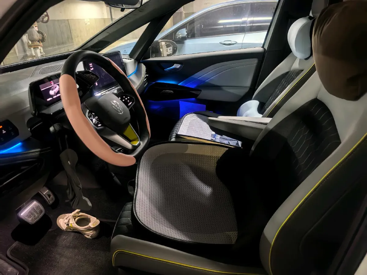 2024 Volkswagen ID.3 BEV 52.8KWH,autocango,china used car exporter,china ev exporter,chinese used car exporter,chinese used ev exporter