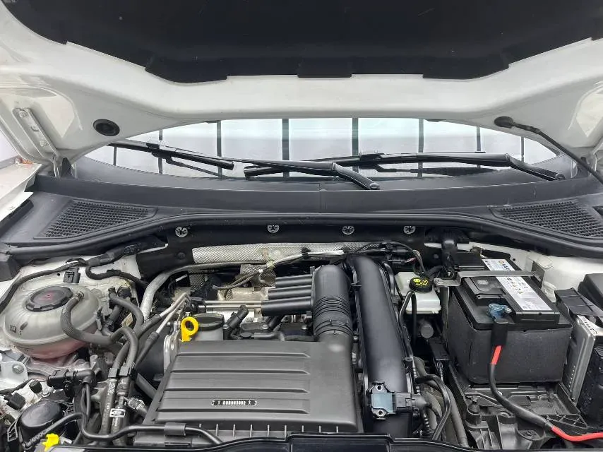 2021 Volkswagen T-Roc 1.4T 150HP L4 7DCT,autocango,china used car exporter,china ev exporter,chinese used car exporter,chinese used ev exporter