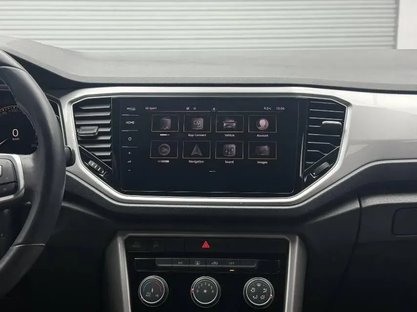 2021 Volkswagen T-Roc 1.4T 150HP L4 7DCT,autocango,china used car exporter,china ev exporter,chinese used car exporter,chinese used ev exporter