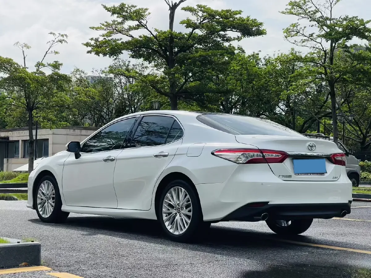 2019 Toyota Camry 2.5L 209HP L4 8AT,autocango,china used car exporter,china ev exporter,chinese used car exporter,chinese used ev exporter