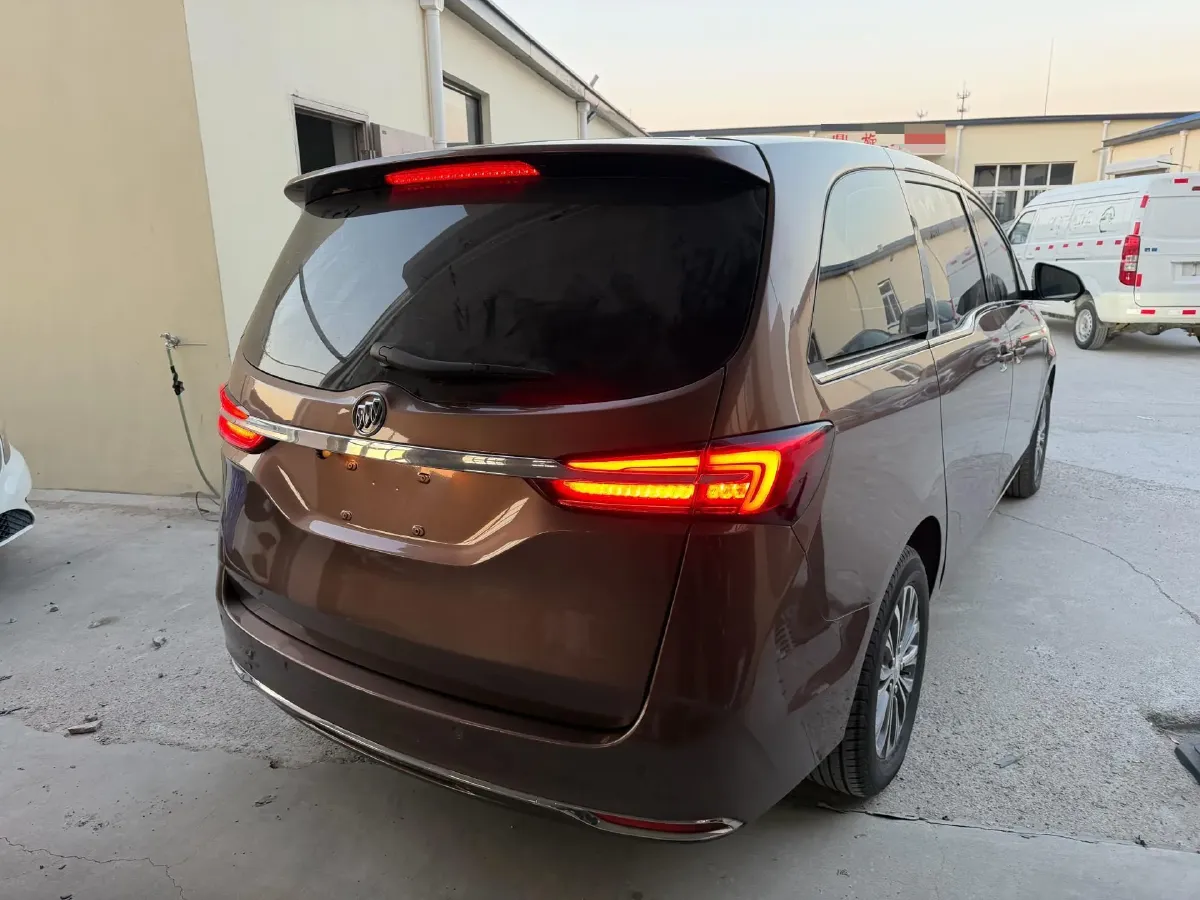 2020 Buick GL8 2.0T 237HP L4 9AT,autocango,china used car exporter,china ev exporter,chinese used car exporter,chinese used ev exporter