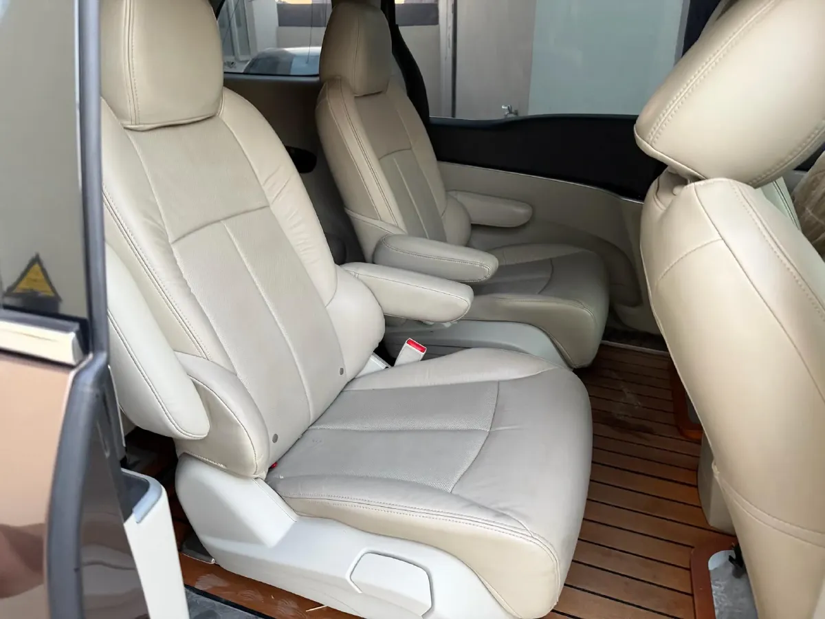 2020 Buick GL8 2.0T 237HP L4 9AT,autocango,china used car exporter,china ev exporter,chinese used car exporter,chinese used ev exporter