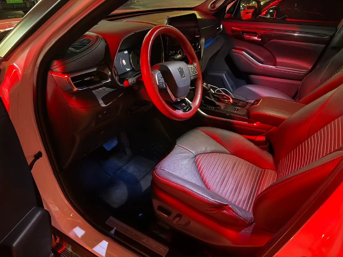 2022 Toyota Crown Kluger 2.5L 192HP L4 E-CVT Hybrid,autocango,china used car exporter,china ev exporter,chinese used car exporter,chinese used ev exporter