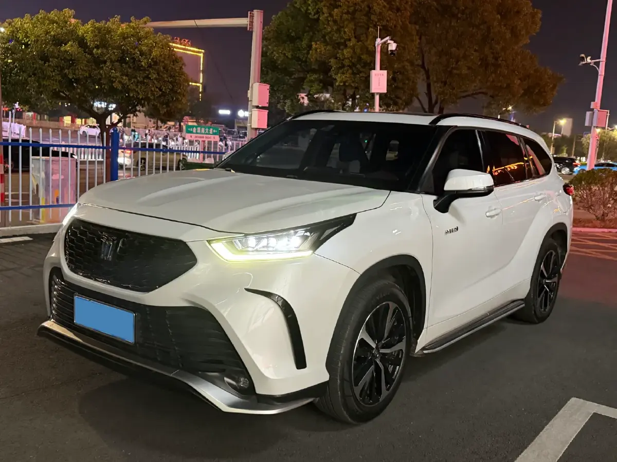 2022 Toyota Crown Kluger 2.5L 192HP L4 E-CVT Hybrid