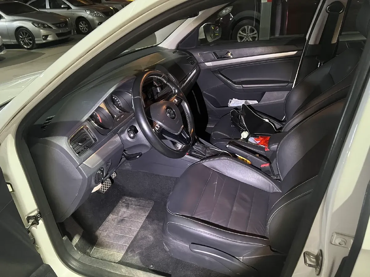 2017 Buick Excelle 1.5L 114HP L4 6AT,autocango,china used car exporter,china ev exporter,chinese used car exporter,chinese used ev exporter