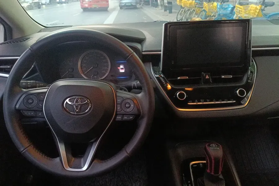 2021 Toyota Corolla 1.2T 116HP L4 CVT,autocango,china used car exporter,china ev exporter,chinese used car exporter,chinese used ev exporter