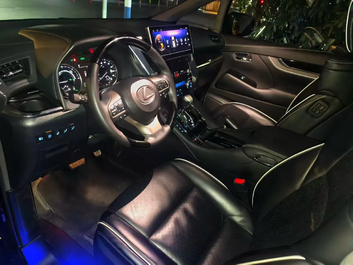 2019 Toyota Alphard 2.5L 117HP L4 E-CVT Hybrid,autocango,china used car exporter,china ev exporter,chinese used car exporter,chinese used ev exporter