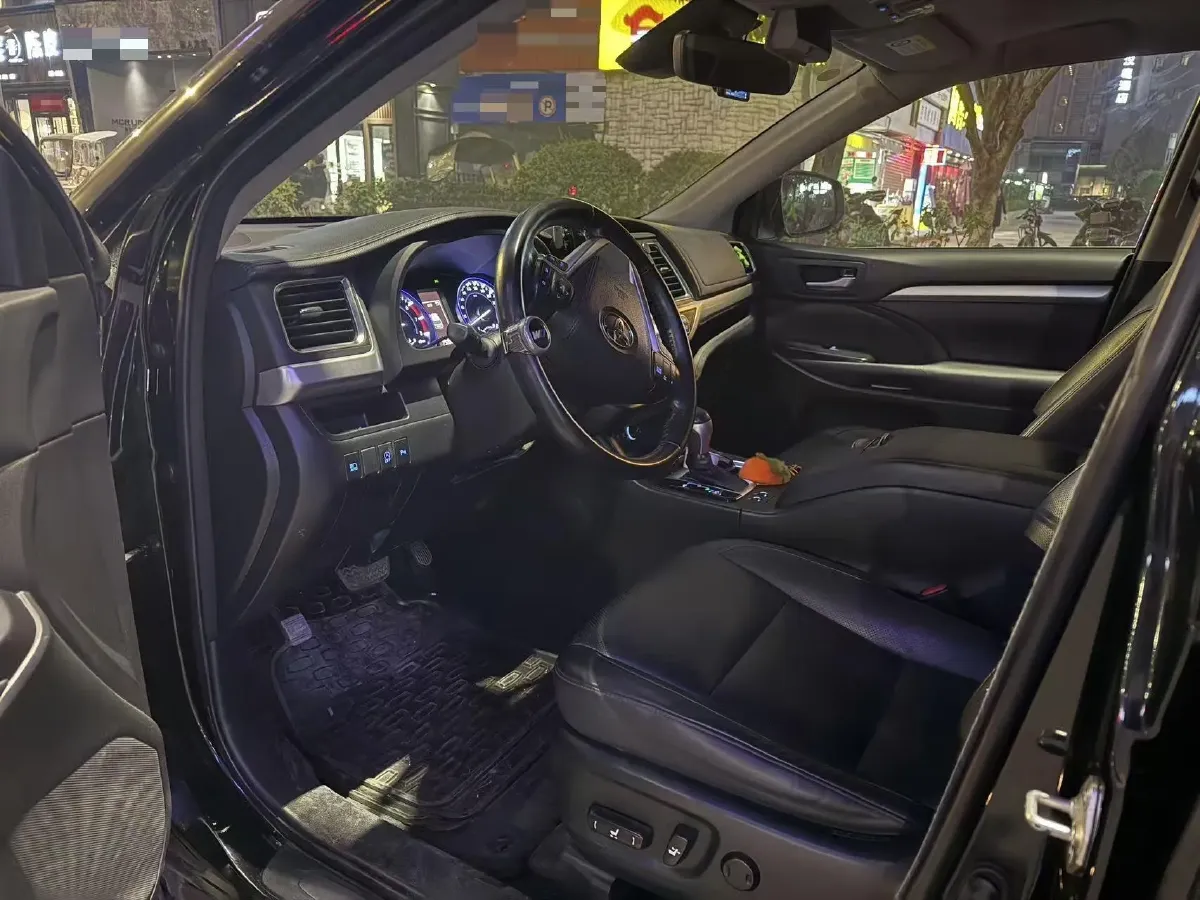 2018 Toyota Highlander 2.0T 220HP L4 6AT,autocango,china used car exporter,china ev exporter,chinese used car exporter,chinese used ev exporter