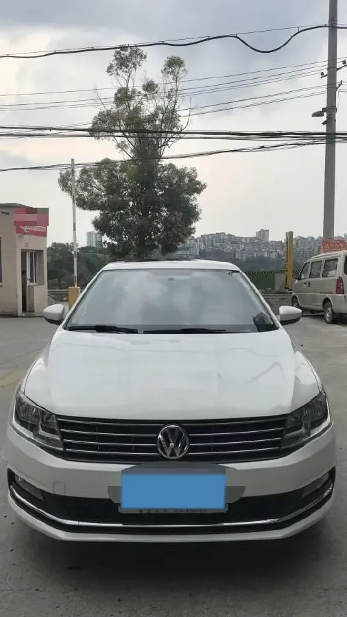 2017 Zotye Damy X7 1.8T 177HP L4 5MT,autocango,china used car exporter,china ev exporter,chinese used car exporter,chinese used ev exporter