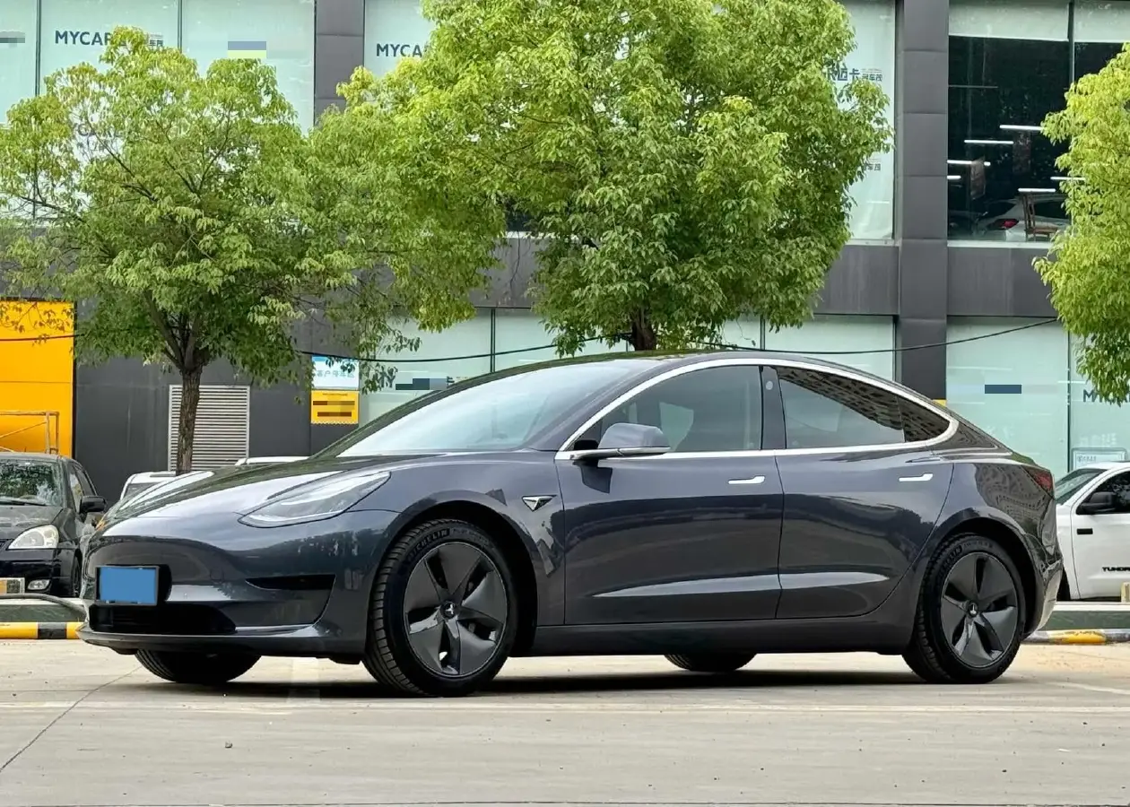 2020 Tesla Model 3 BEV 52KWH