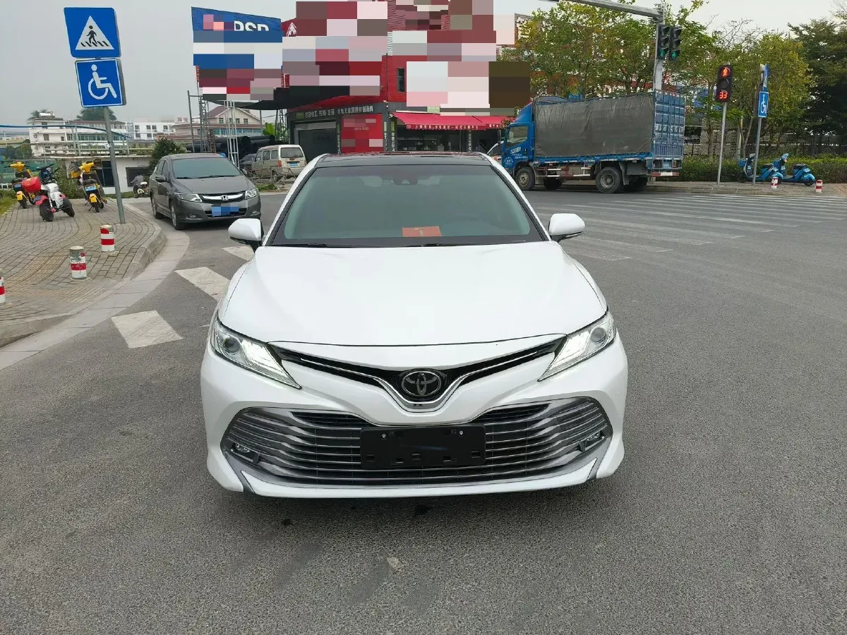 2018 Toyota Camry 2.5L 209HP L4 8AT,autocango,china used car exporter,china ev exporter,chinese used car exporter,chinese used ev exporter