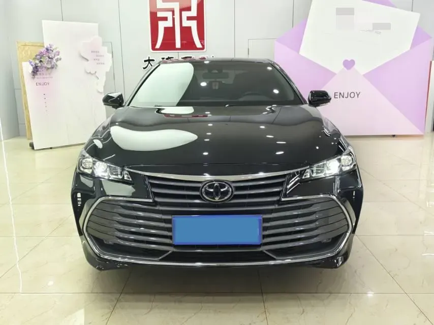 2021 Toyota Avalon 2.5L 209HP L4 8AT,autocango,china used car exporter,china ev exporter,chinese used car exporter,chinese used ev exporter
