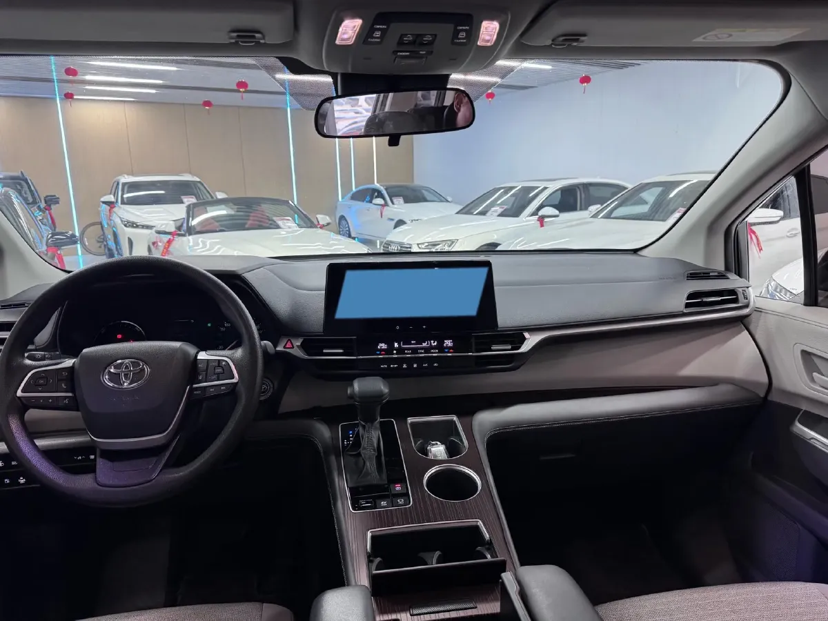 2024 Toyota Sienna 2.5L 189HP L4 E-CVT Hybrid,autocango,china used car exporter,china ev exporter,chinese used car exporter,chinese used ev exporter