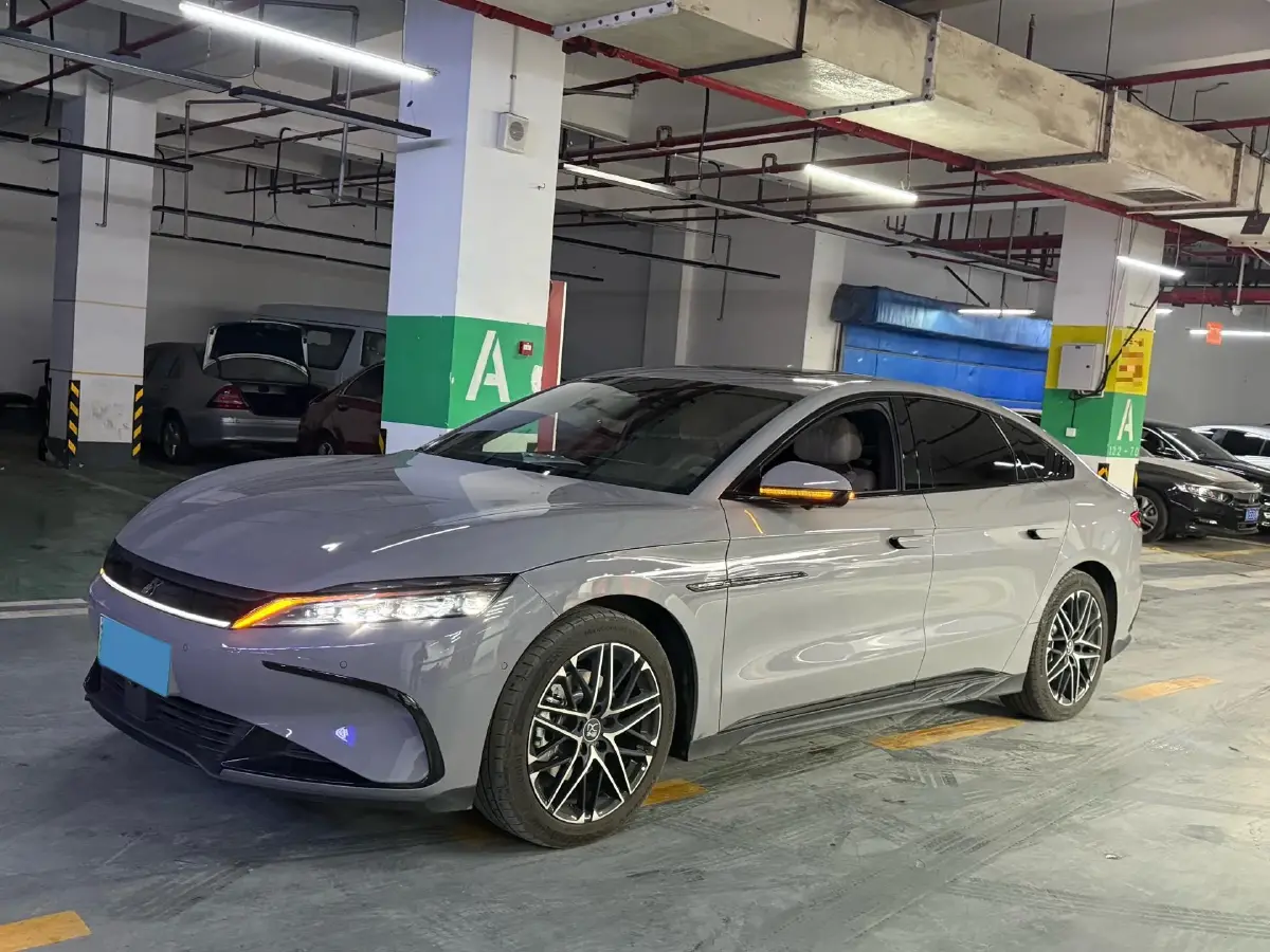 2025 BYD Han BEV 72KWH