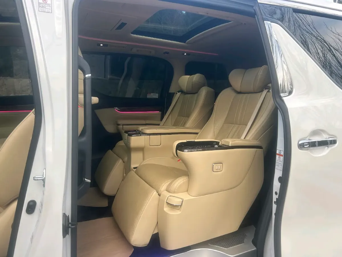 2021 Toyota Vellfire 2.5L 117HP L4 E-CVT Hybrid,autocango,china used car exporter,china ev exporter,chinese used car exporter,chinese used ev exporter