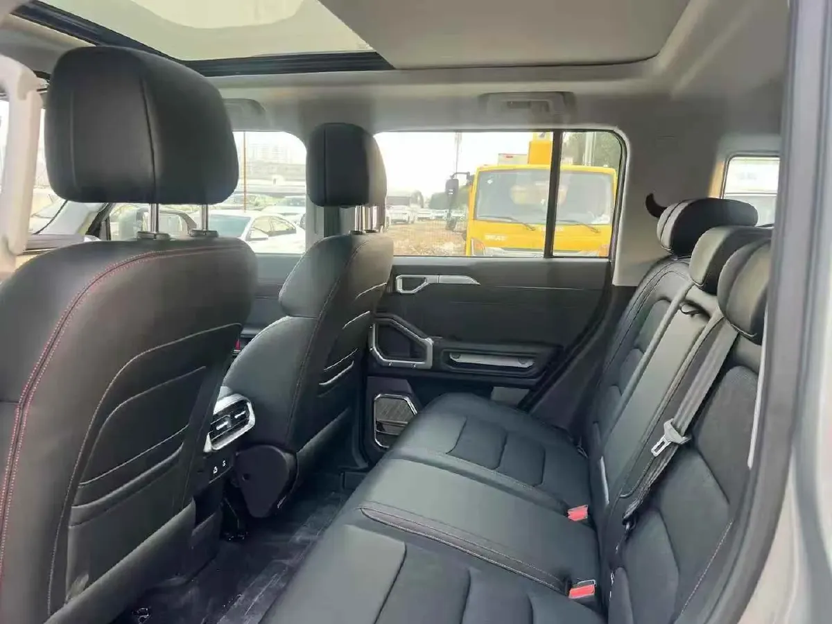 2024 Jetour ShanHai TravellerC-DM 1.5T 156HP L4 3DHT PHEV 26.7KWH,autocango,china used car exporter,china ev exporter,chinese used car exporter,chinese used ev exporter