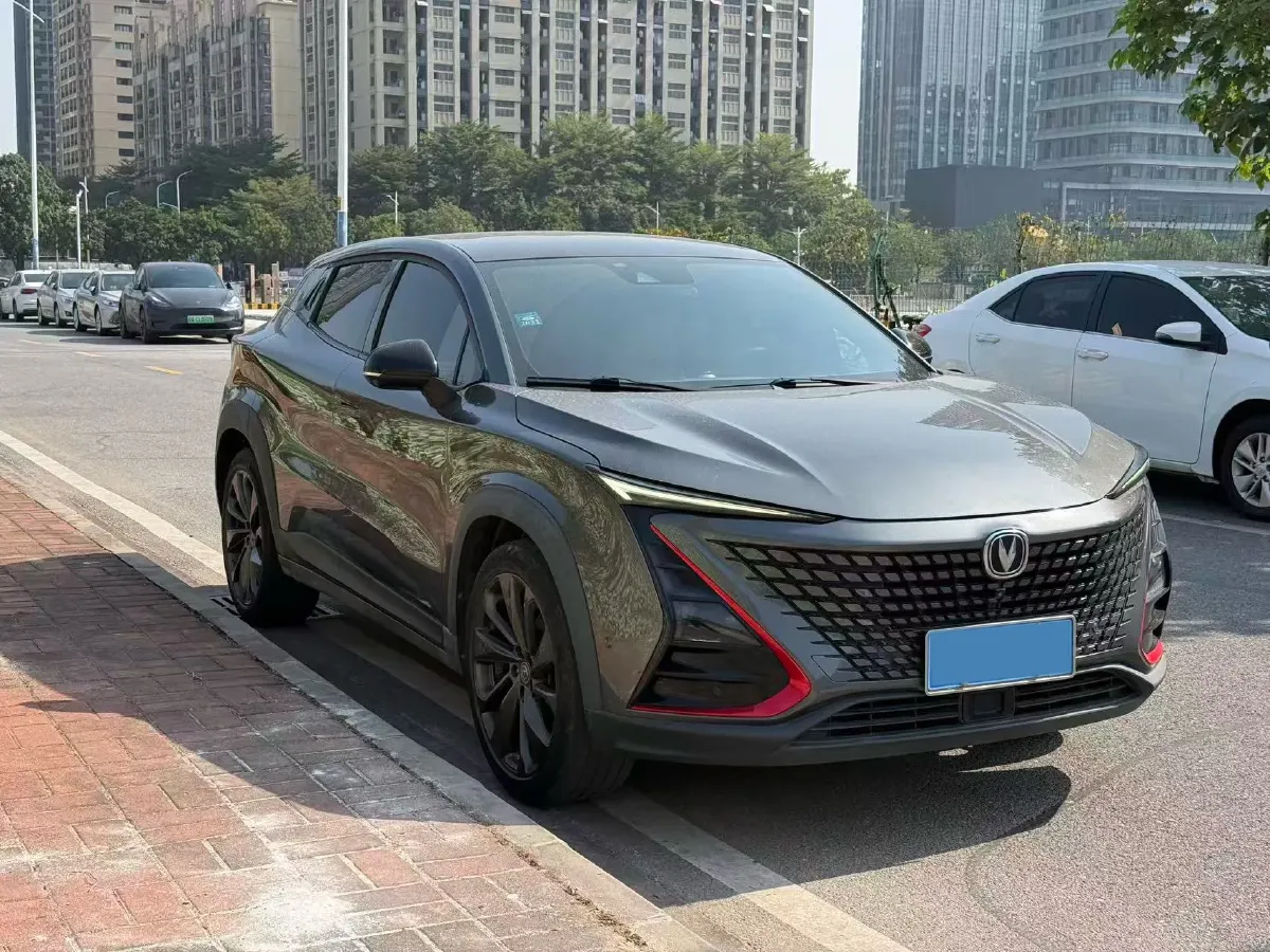 2020 ChangAn UNI-T 1.5T 180HP L4 7DCT,autocango,china used car exporter,china ev exporter,chinese used car exporter,chinese used ev exporter