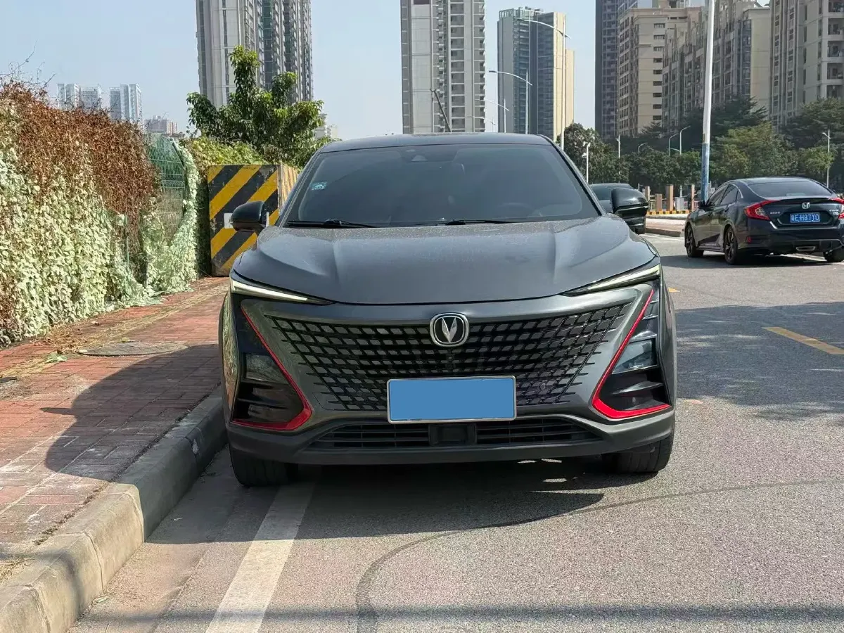 2020 ChangAn UNI-T 1.5T 180HP L4 7DCT,autocango,china used car exporter,china ev exporter,chinese used car exporter,chinese used ev exporter