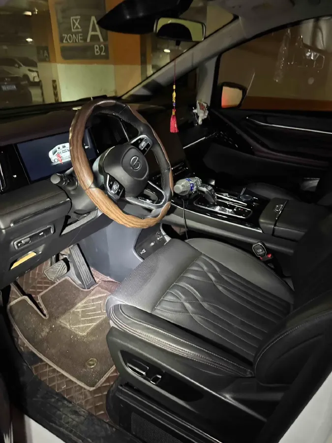 2023 GAC Trumpchi M8 2.0T 252HP L4 8AT,autocango,china used car exporter,china ev exporter,chinese used car exporter,chinese used ev exporter