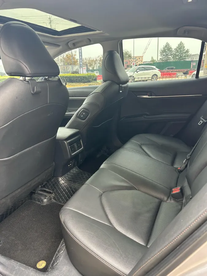 2021 Toyota Camry 2.0L 178HP L4 CVT,autocango,china used car exporter,china ev exporter,chinese used car exporter,chinese used ev exporter