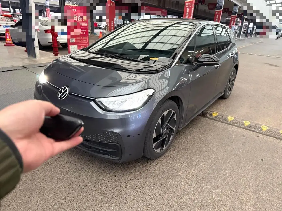2024 Volkswagen ID.3 BEV 52.8KWH