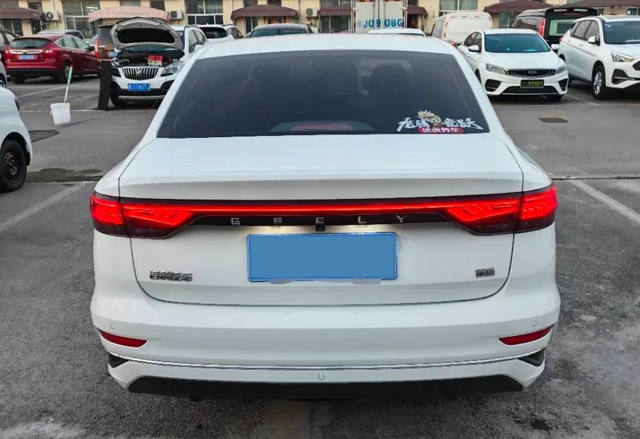 2022 Geely Emgrand 1.5L 114HP L4 CVT,autocango,china used car exporter,china ev exporter,chinese used car exporter,chinese used ev exporter