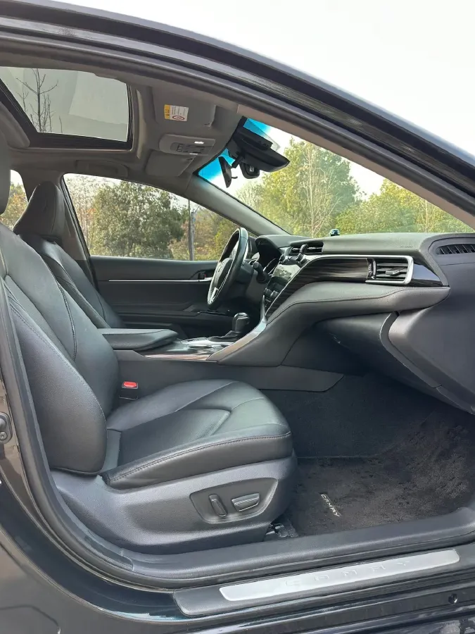 2021 Toyota Camry 2.0L 178HP L4 CVT,autocango,china used car exporter,china ev exporter,chinese used car exporter,chinese used ev exporter