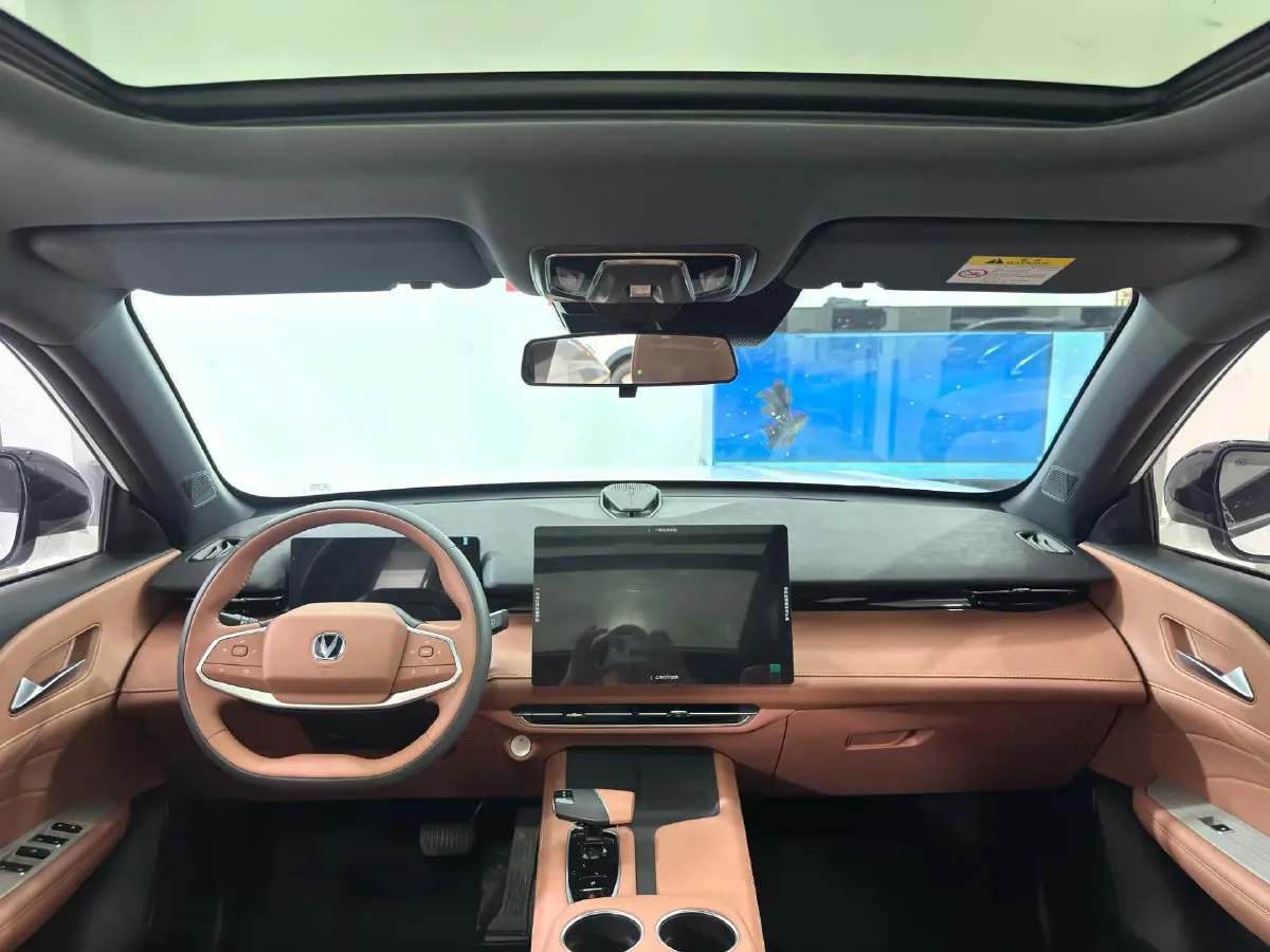 2024 ChangAn UNI-Z 1.5L 98HP L4 E-CVT PHEV 18.4KWH,autocango,china used car exporter,china ev exporter,chinese used car exporter,chinese used ev exporter