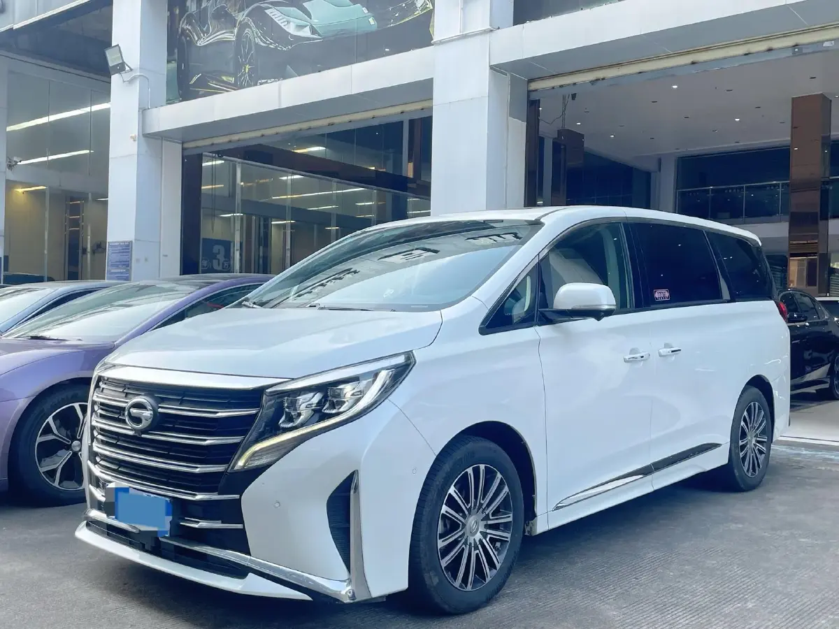 2021 GAC Trumpchi M8 2.0T 252HP L4 8AT